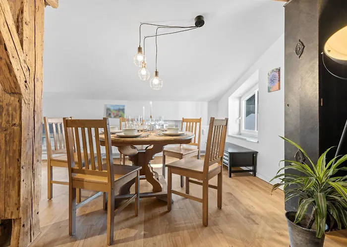 Design No 3 By Balanced Apartment